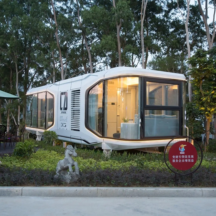 科幻太空舱民宿自驾游营地星空房酒店新型集成景观房屋太空舱民宿