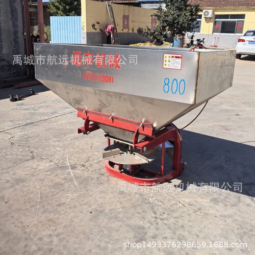 容量800斤600斤的不锈钢撒肥机 40-80马力带的动力轴驱动的扬肥机