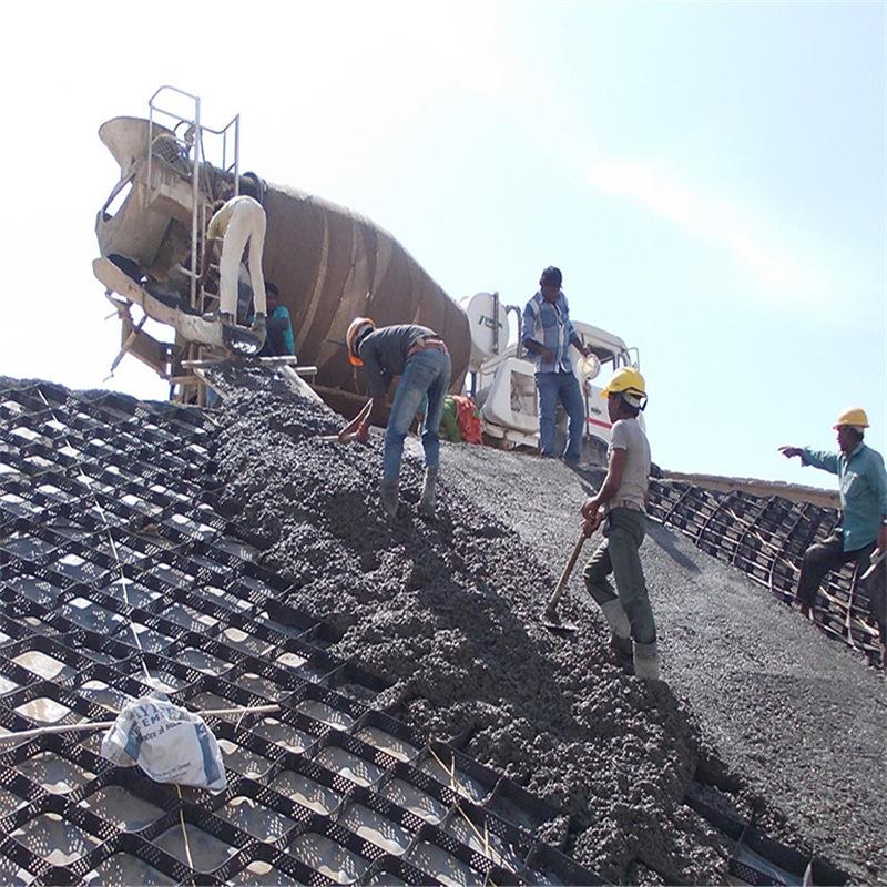 鱼护塘坡土工格室体滑USO防塌陷山路基坡稳固河道治理坡面绿化蜂