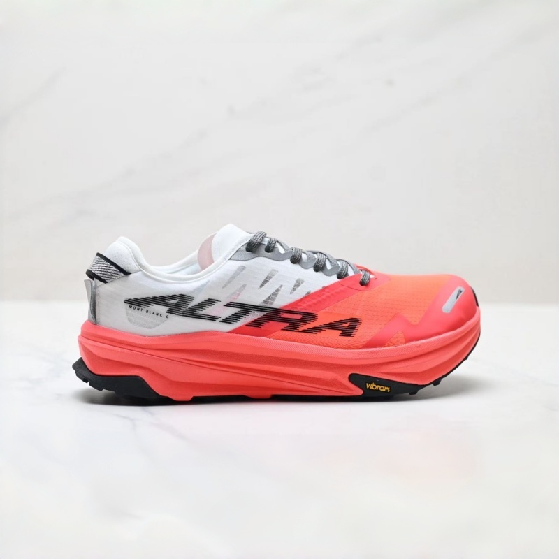 宽楦奥创勃朗峰越野全碳板跑鞋