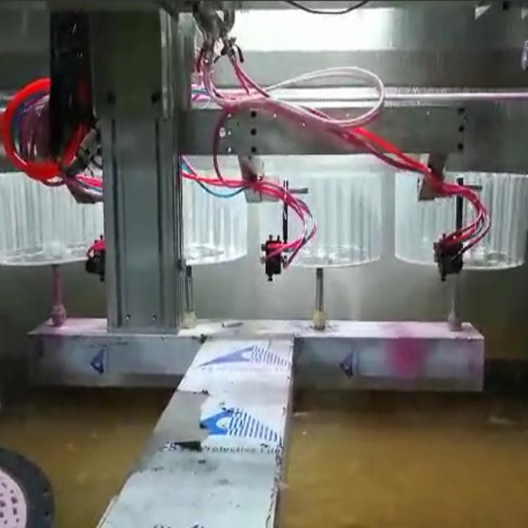 浙江直发器喷油机双层夹具设计 卷发棒全自动喷漆机 小型喷涂机