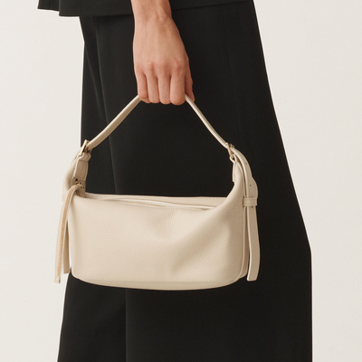 YFYE 极简风女士腋下包半月形单肩斜挎包米色枕头包