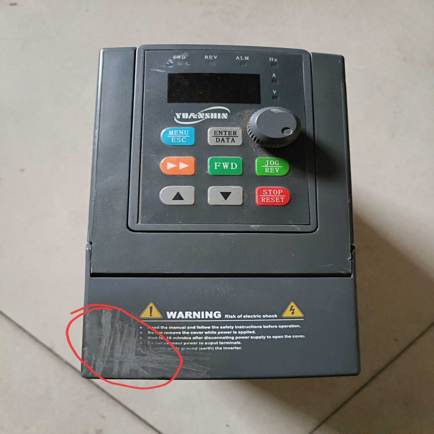 议价源信变频器YX3000-2S0015G，220V，1.5KW