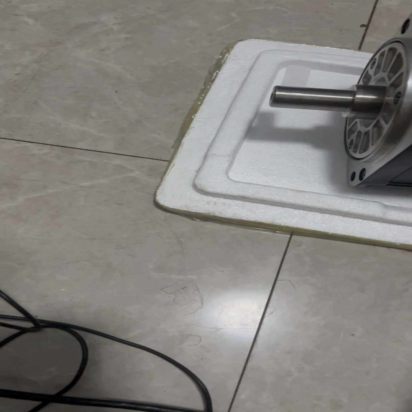 面板控制器，安川ad101驱动器，850w电机（地坛设备）