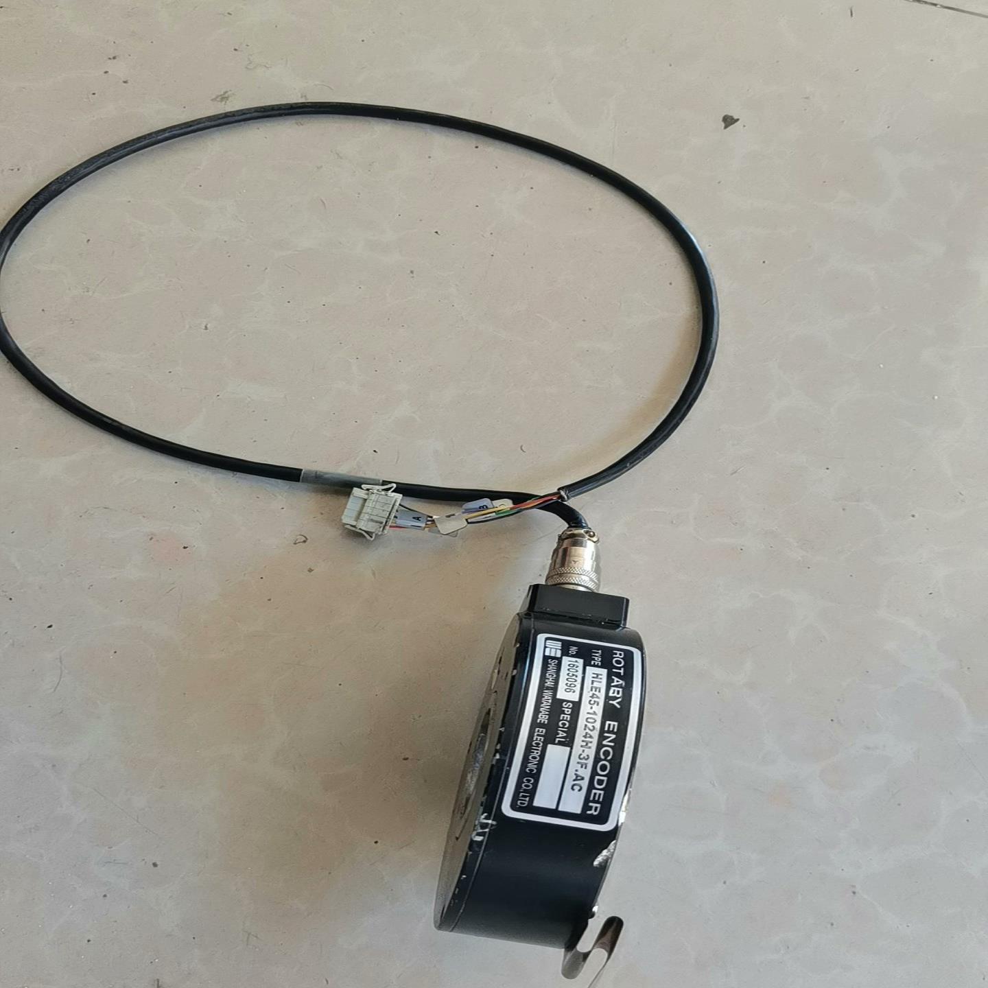 【议价】渡边编码器HLE45-1024L-3F.AC~也接维修