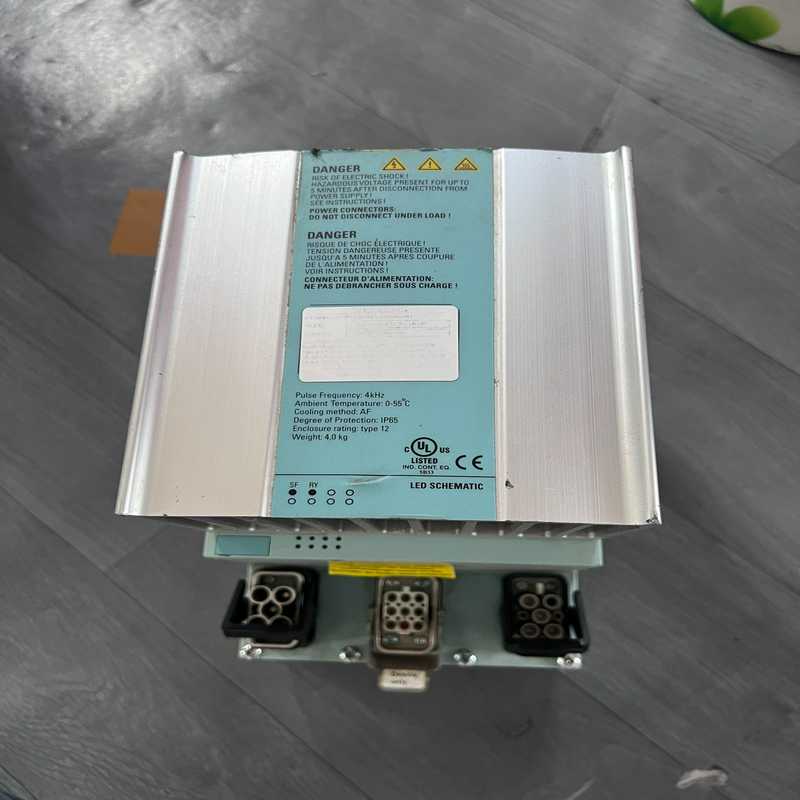 议~6SL3235-0TE21-1RB0，成色如图所示