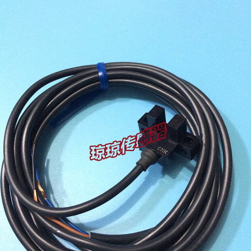 **EE-SPX302/304/305/306/402/404/405/406-W2A凹槽光电开关*