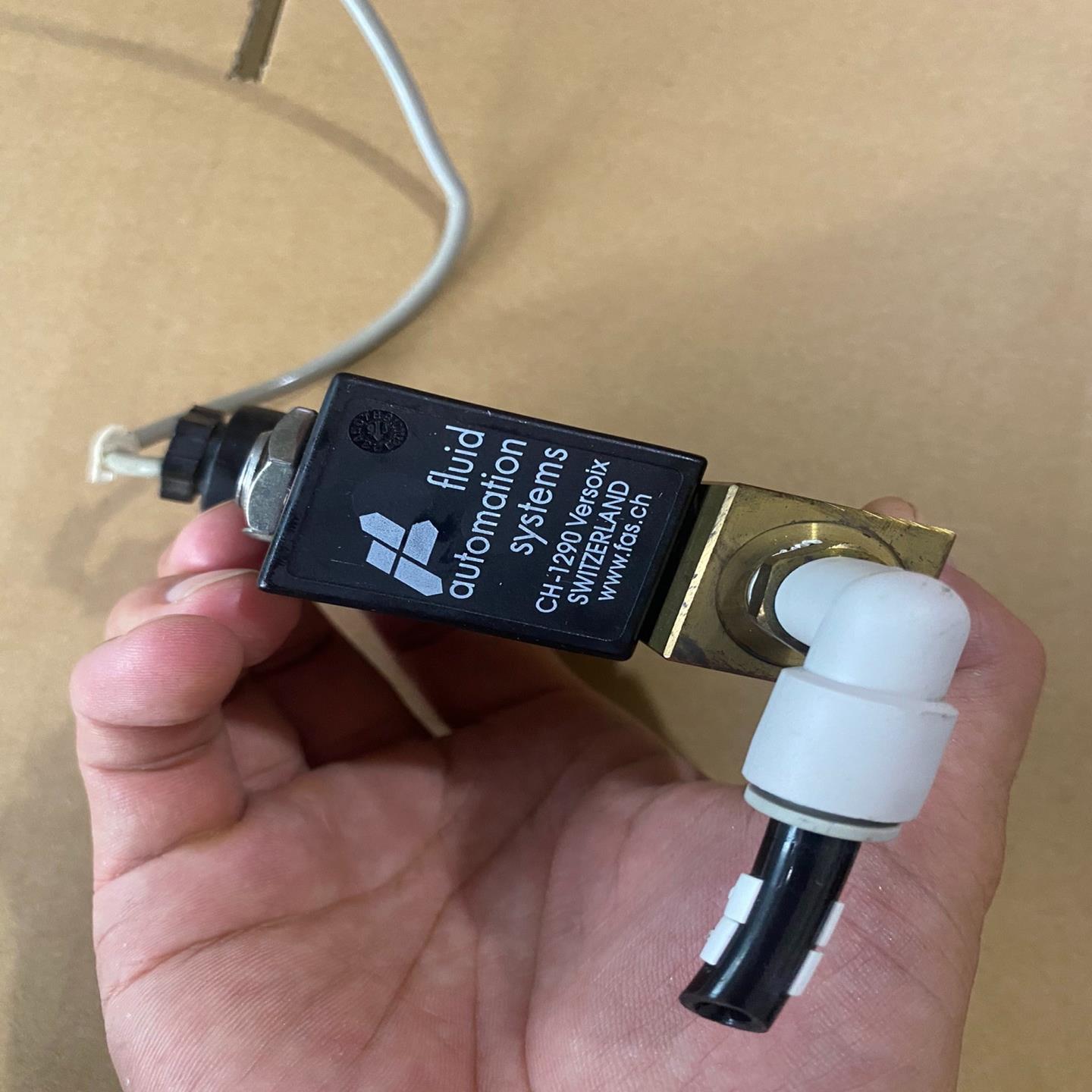 瑞士fluid电磁阀CH-1290.  04-211-209（gg设备）