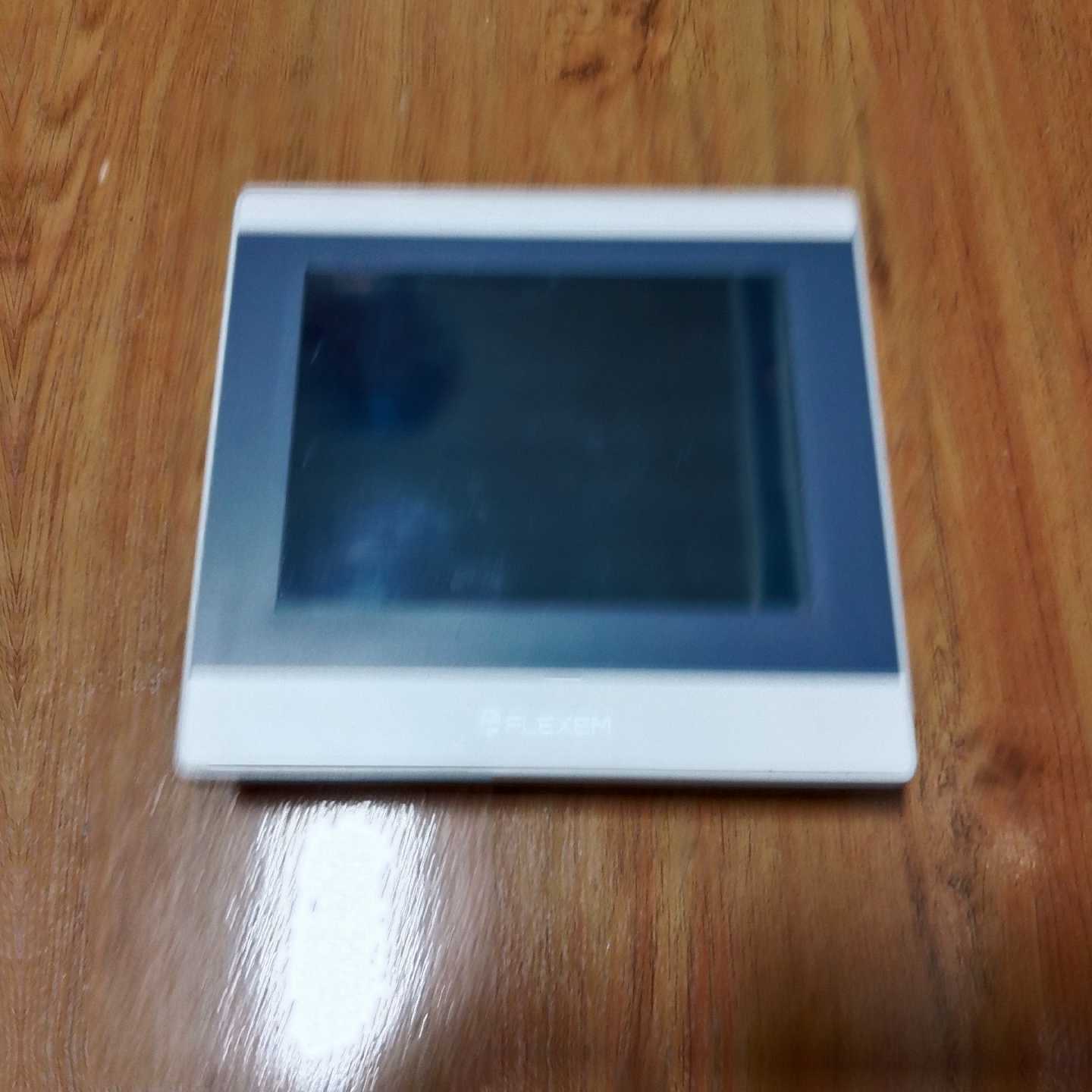 繁易触摸屏FE6070W，功能正常，成色为实图（咳咳电子）