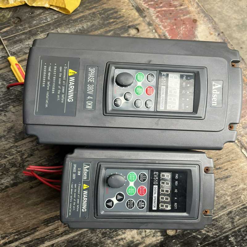 Adsen艾得森变频器,,正常使用,3kw一台4kw一台~询价