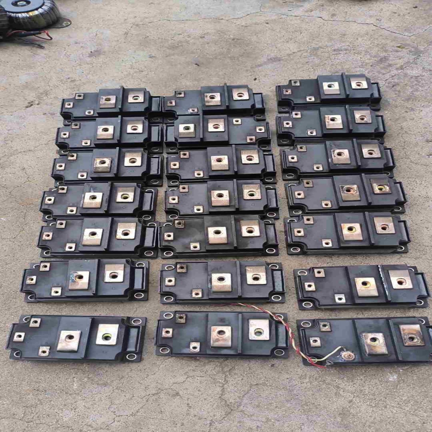 富士FUJI模块1DI300M-1201DI200M-1询价