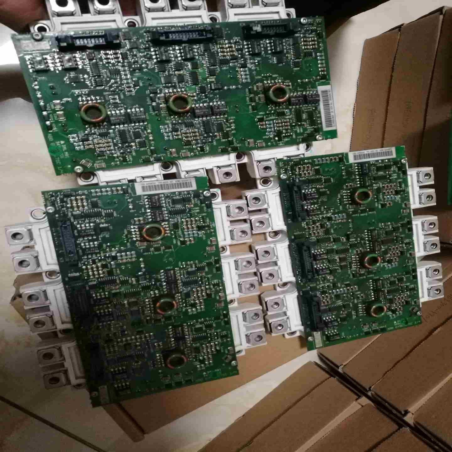 fs300r12ke3/agdr-62c，无修，功能询价