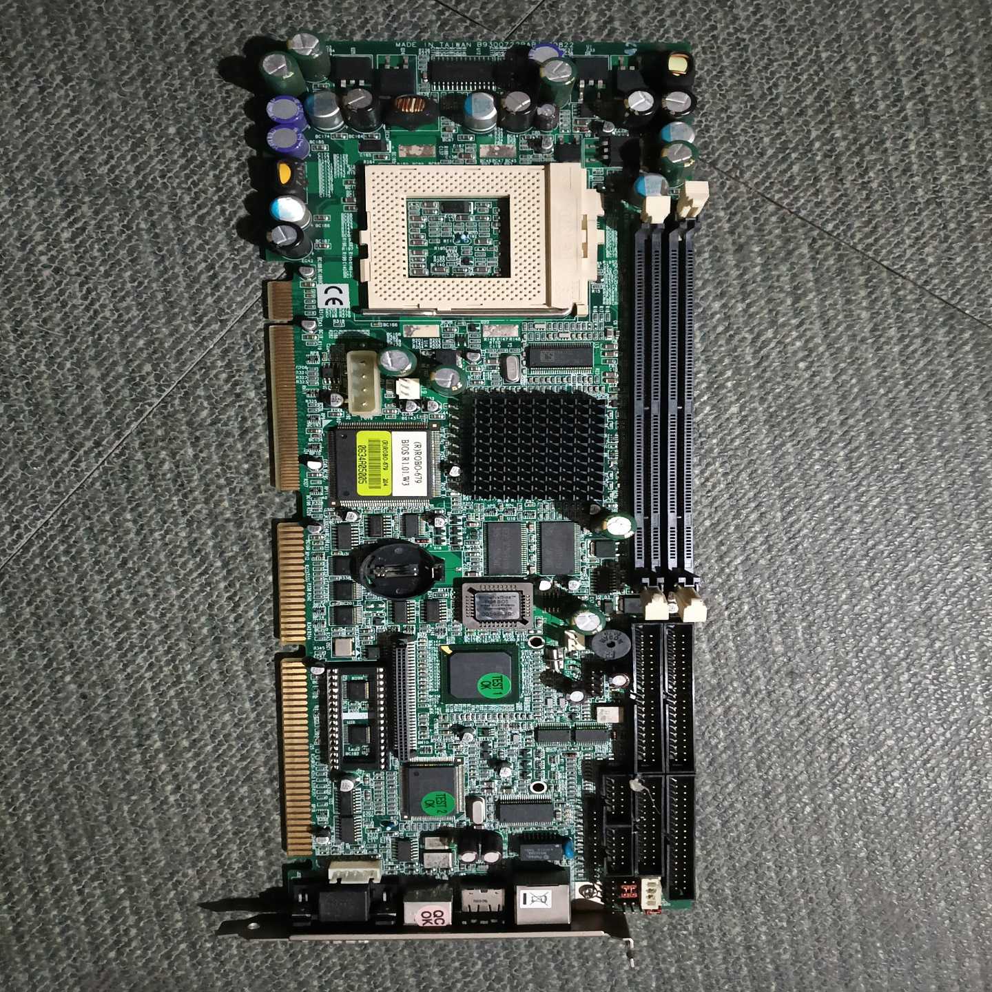 台湾瑞传 ROBO-679工控机主板 BIOS R1.01.~询价