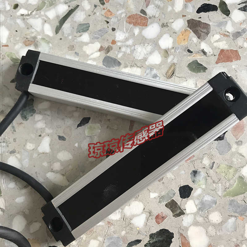 **SIMER 发射器和接受器 光栅 SM-BNIZAA 传感器实拍，质