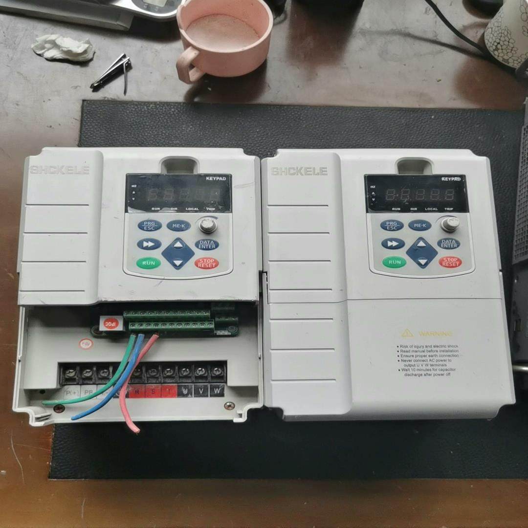 两台上海川肯变频器SCK200   G3-7.5/P3-11~询价