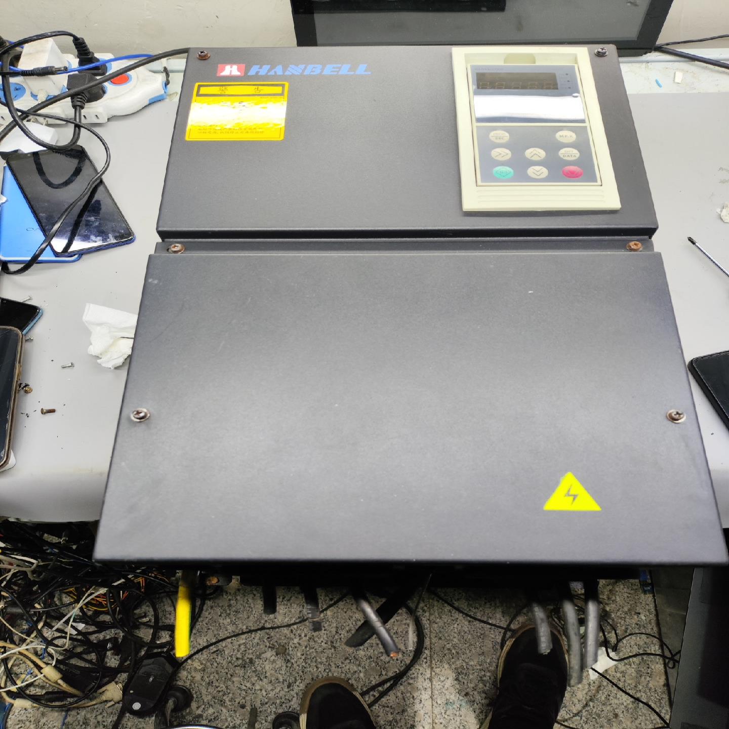 (背呗机械)变频器G3-0022A-T4   22KW自重1985K