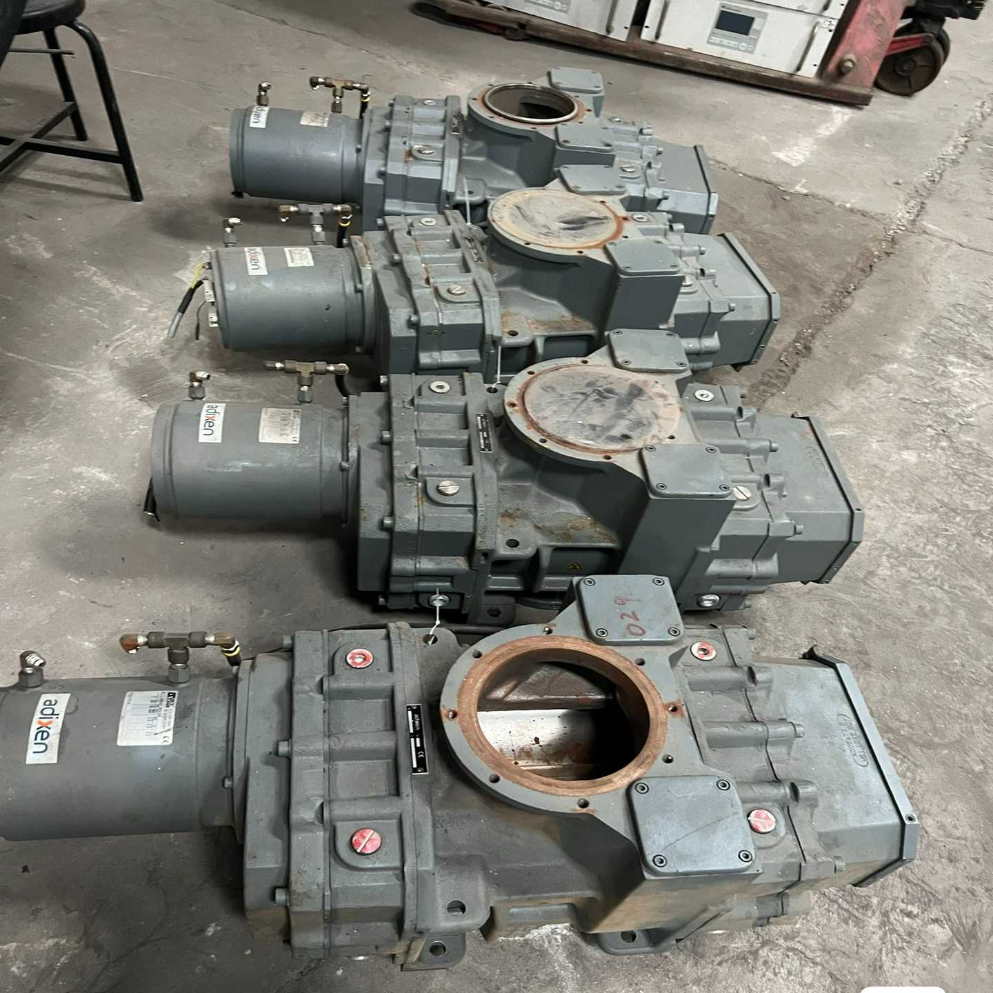 adixen阿尔卡特R1803BW罗茨泵，间，成色好（地坛设备）