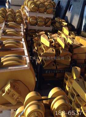 Shantui SD16L 山推推土机配件 山推SD16L履带底盘 变速箱 驾驶室