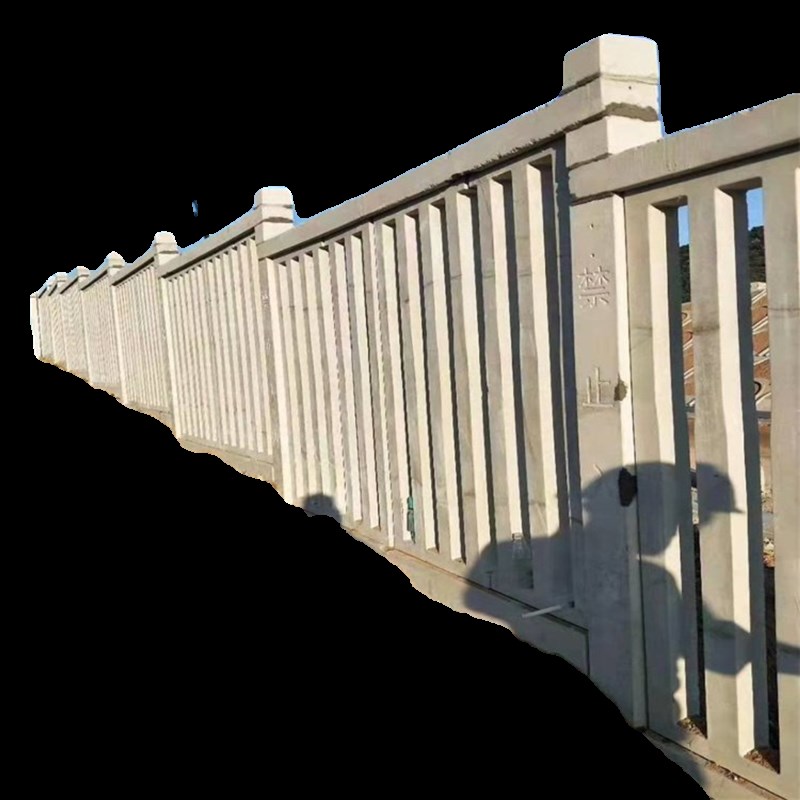现货供应混凝土水泥构建立柱 高铁防护栅栏 铁路护栏网柱子