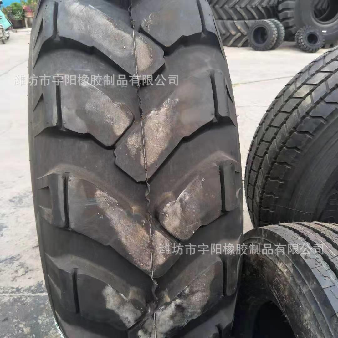 轮式压路机轮胎 18.00-24 斜交工程机械 加宽人字花纹