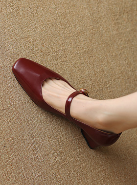 一件代发玛丽珍单鞋女方头浅口红色婚鞋法式粗跟简约百搭高跟鞋女