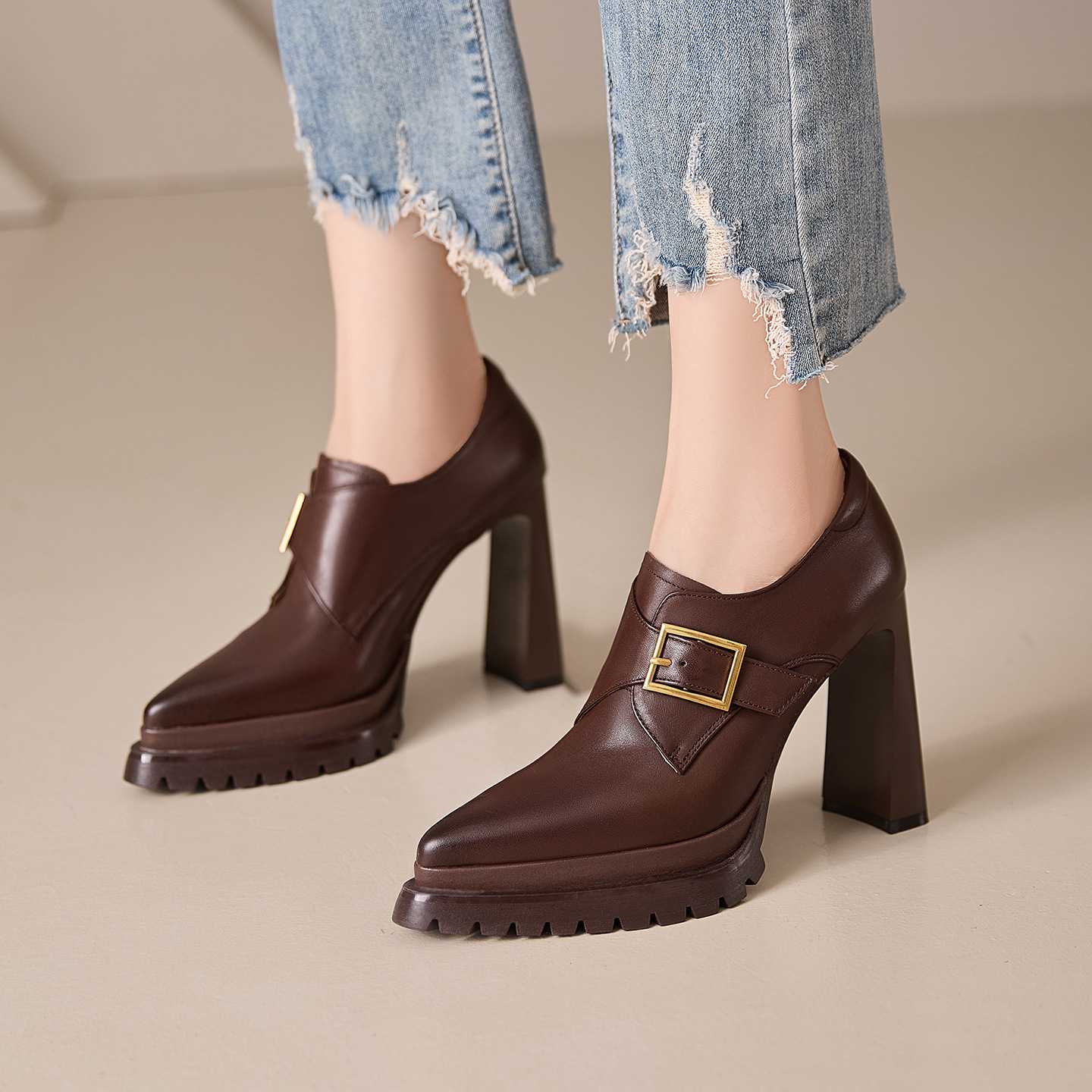 复古尖头粗跟深口单鞋女真皮2025新款防水台高跟鞋女士皮鞋不累脚