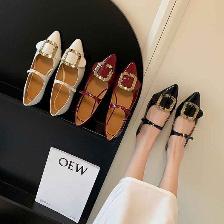 尖头金属方扣浅口一字扣带玛丽单鞋2025春季韩版平底里外全皮单鞋