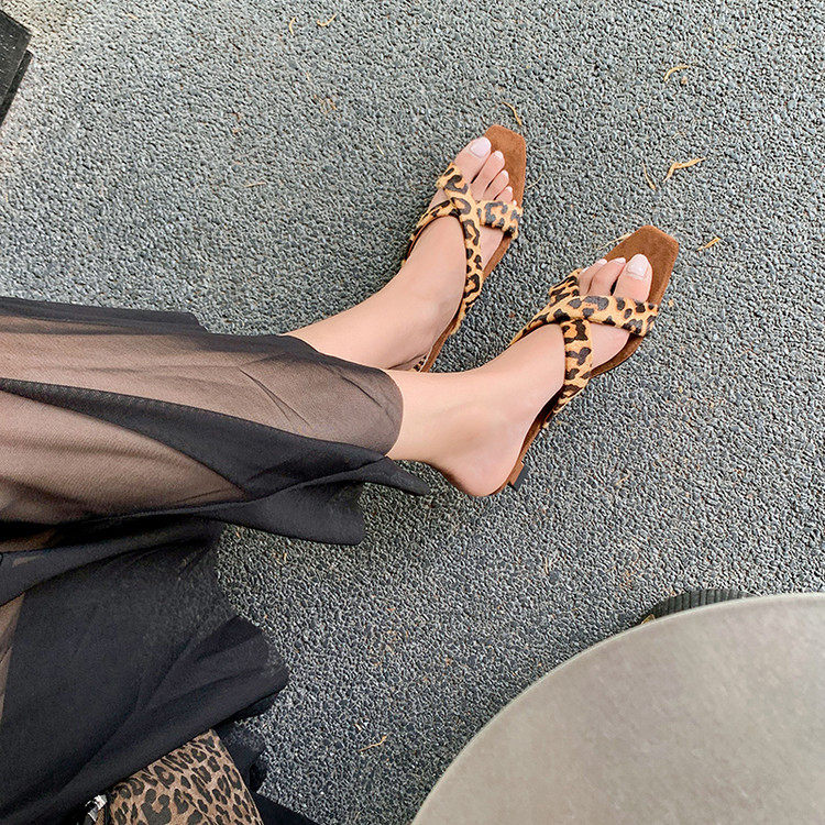 交叉带凉鞋2025新款法式复古配裙子拖鞋女仙女罗马鞋女凉鞋女外穿,户外/登山/野营/旅行用品,登山鞋/徒步鞋,淘宝优惠券,粉丝福利购,淘宝优惠卷