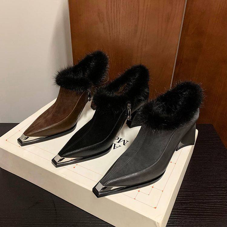 完美驾驭7.5CM轻奢风防撞金属头毛毛鞋子2024冬季法式骑士及裸靴