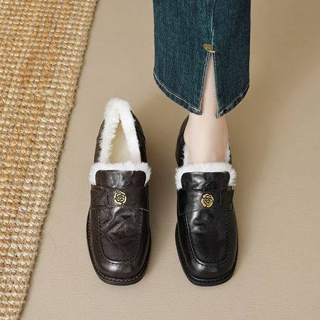 羊皮版2024冬季复古乐福鞋慵懒风纯羊毛舒适保暖山茶花粗跟毛毛鞋,户外/登山/野营/旅行用品,登山鞋/徒步鞋,淘宝优惠券,粉丝福利购,淘宝优惠卷