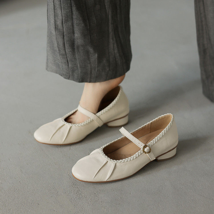 新款褶皱纯色一字带女鞋软底舒适浅口单鞋低跟玛丽珍鞋上班通勤鞋,户外/登山/野营/旅行用品,登山鞋/徒步鞋,淘宝优惠券,粉丝福利购,淘宝优惠卷