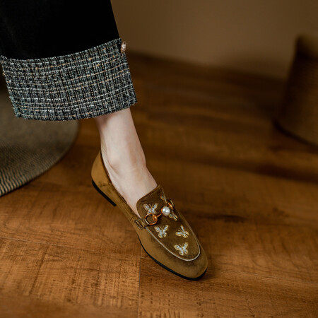 磨砂羊皮圆头深口刺绣豆豆鞋女春秋套脚懒人鞋百搭舒适黑色小皮鞋,户外/登山/野营/旅行用品,登山鞋/徒步鞋,淘宝优惠券,粉丝福利购,淘宝优惠卷