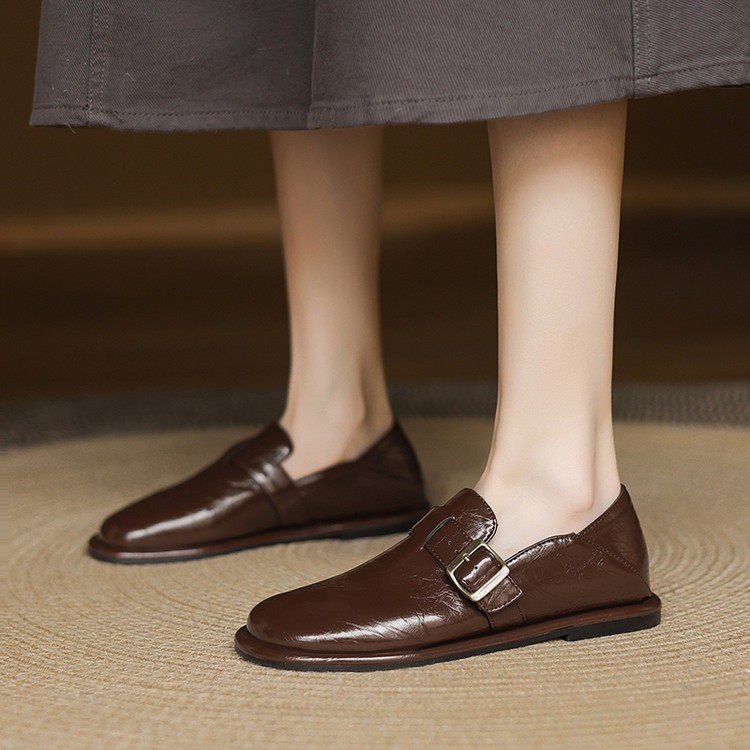 乐福鞋女春秋季平底鞋圆头小皮鞋英伦风复古单鞋大码41-43奶奶鞋~,户外/登山/野营/旅行用品,登山鞋/徒步鞋,淘宝优惠券,粉丝福利购,淘宝优惠卷