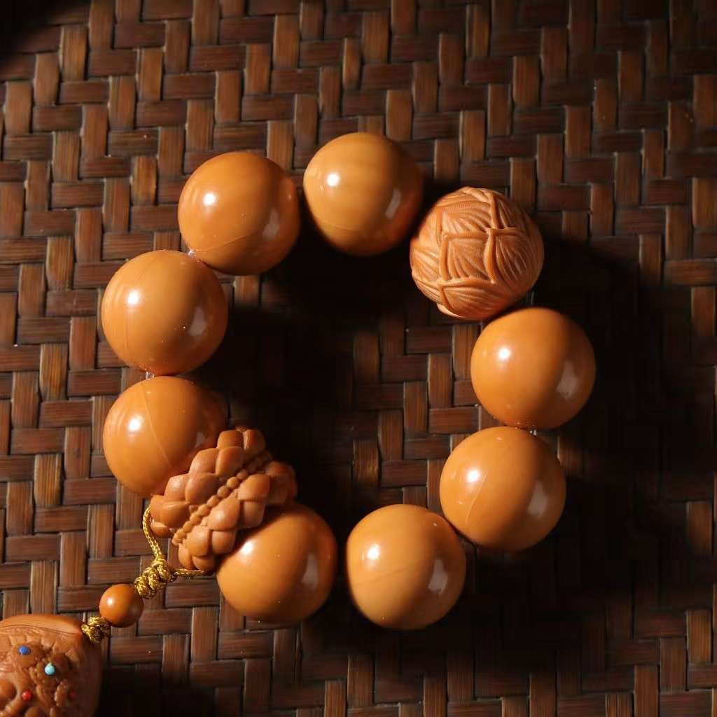 厂家 猴头全品圆珠解压小手捻搭配雕刻莲花文玩手链直播间货源