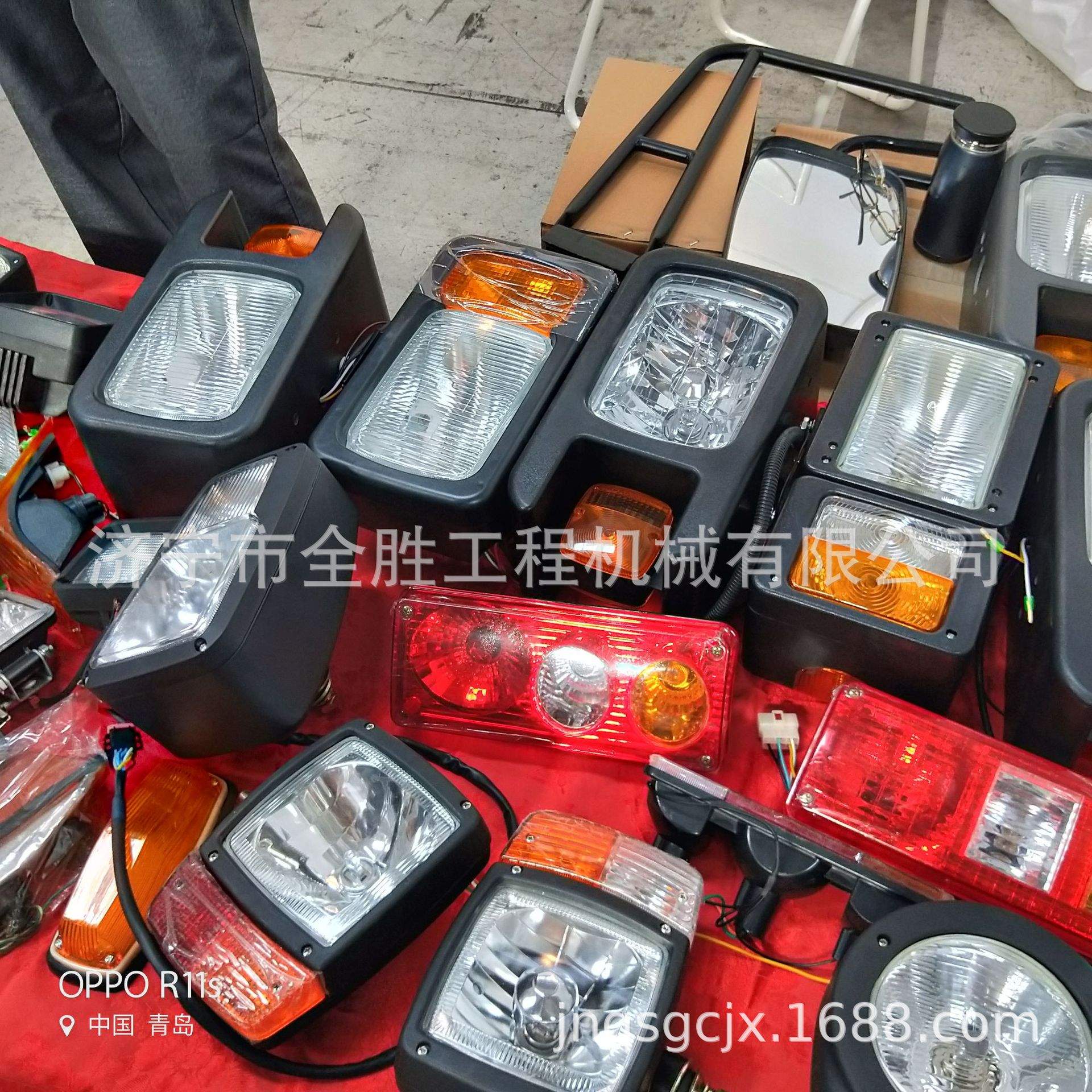 SD22推土机前大灯 驾驶室总成 驾驶室门 全车玻璃 密封条