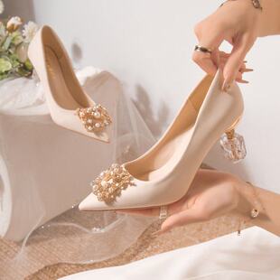 5cm绝美气质高跟鞋女粗跟单鞋7白色旗袍鞋银色伴娘日常婚鞋新娘鞋