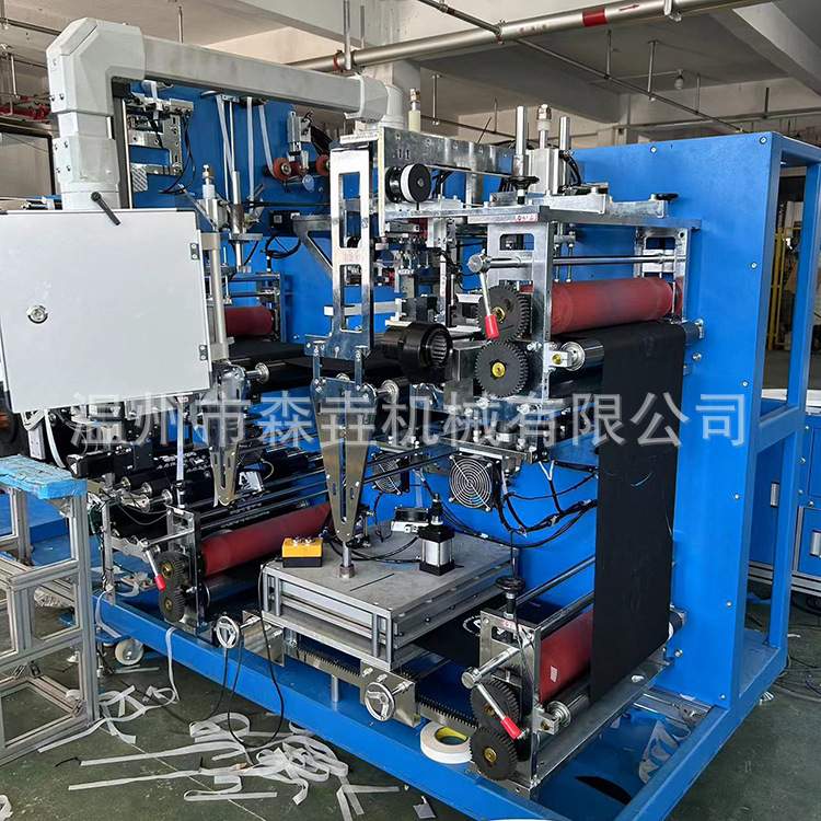一次性无纺布围兜制造机 pvc厨房防水防油围裙机 系带围裙设备