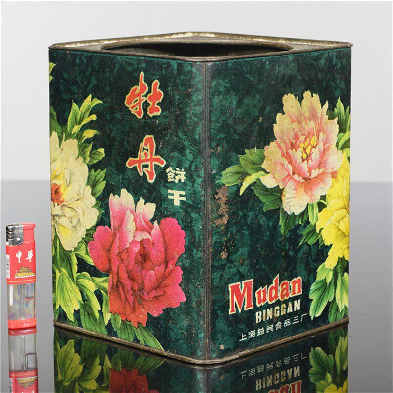 上海怀旧老盒子饼干盒小箱子旧饼干桶铁皮箱7080年代老物件铁皮盒