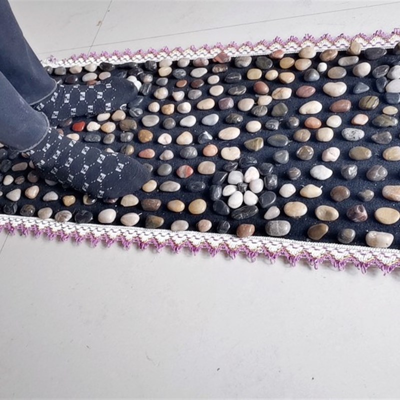 鹅卵石足底按摩垫l雨花石足垫脚底足疗器走毯脚垫石子路指压板家