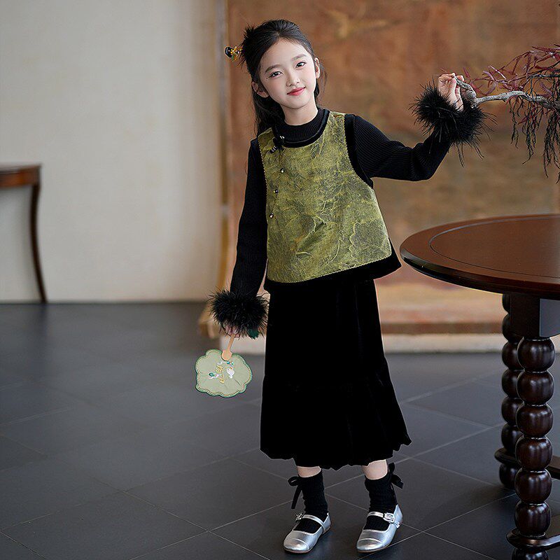 汉服女童新中式国风丝绒拼接马甲复C古背心秋装2025新款儿童唐装