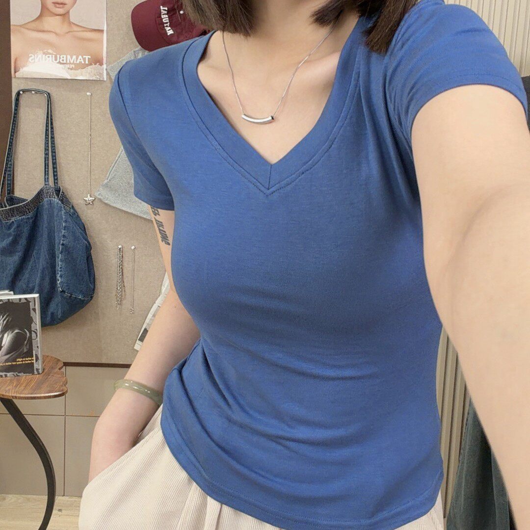 正肩V领百搭女款上衣打底