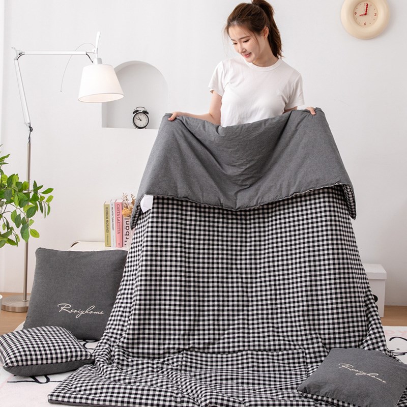 A类全棉汽车载抱枕被子两用枕头二合J一被毯子午睡新款口袋被