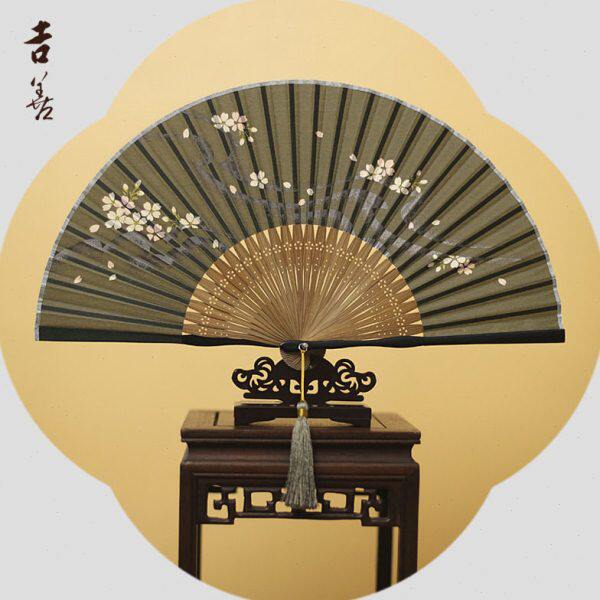 9QXC扇子 6寸丝绸女士扇风折扇漆边女扇出国礼品扇杭州丝绸扇