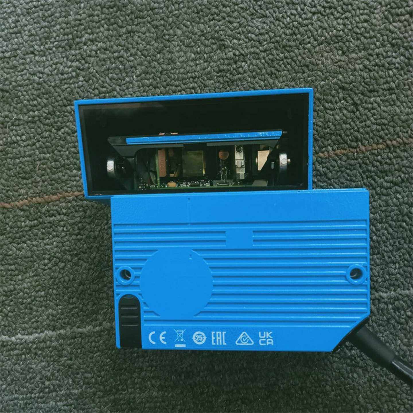 德国SICK激光传感器CLV631-6M000原装