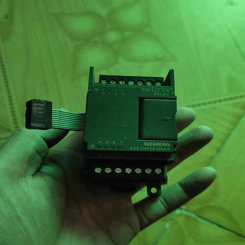 6ES7 222-1HF22-0XA8  成色~询价