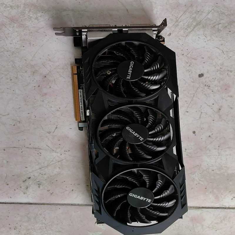 配970  4G  正常使用正常开机，图片上是实物图，【鑫鑫商铺】