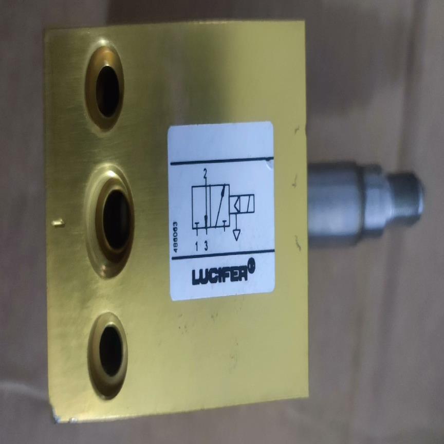 美国PARKER电磁阀E331B01-F36A未使用过[浩蓉商户]