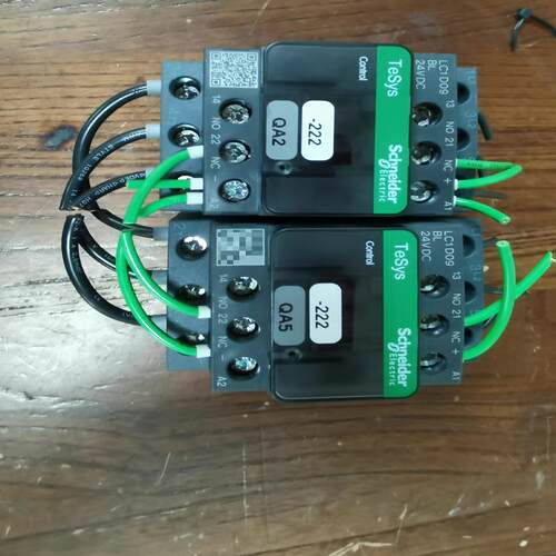 询价~施耐德LC1D09BL 。实物图片无瑕疵。