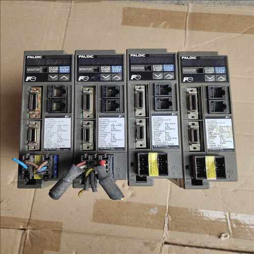 (议价)富士驱动器RYC401D3-VVT2，400W，成色如图所示