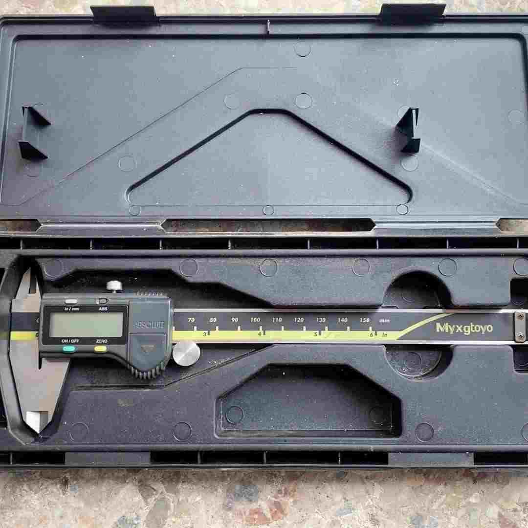 二手Mitutoyo三丰数显卡尺电子卡尺0-150 m m一议价商品
